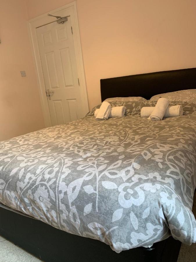 12 Person 6 Bedroom Self Catering House Liverpool Exterior foto